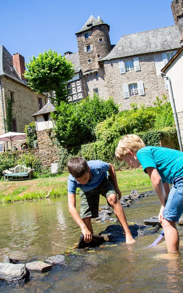Enfants Segur Le Chateau