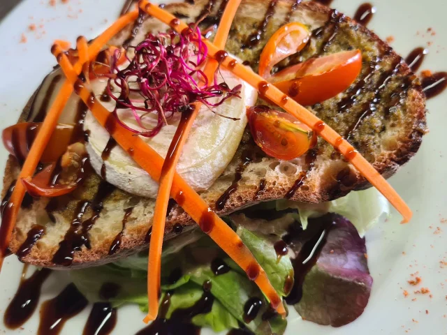 Le Vieux Chateau Plat