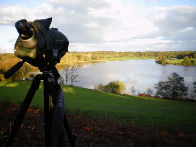 The Etang de Murat, classified Natura 2000, and its ornithological observatory in Limousin.