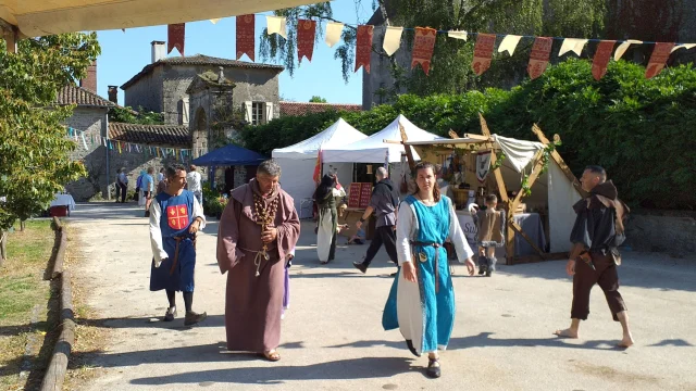 Medievales De Mortemart Plus Beau Village De France