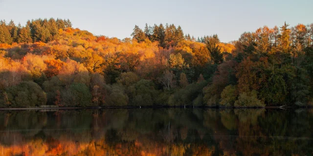 Randonnée en automne en Limousin