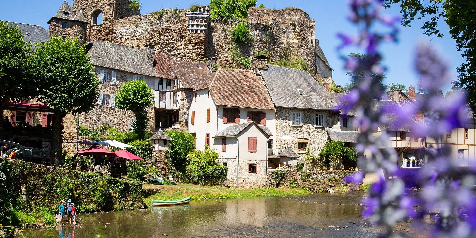 Vue D'ensemble Segur Le Chateau
