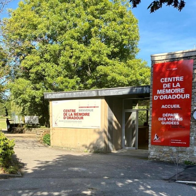 Cmo Accueil Provisoire Exterieur Entree Principale Parking