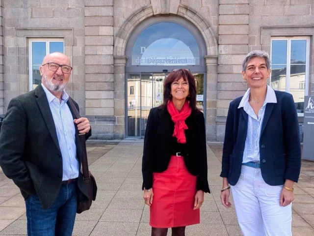 Anne Trevet Annick Morizio Et Yves Buisson