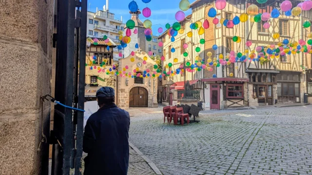 Quartier De La Boucherie And Chapelle Saint Aurelien