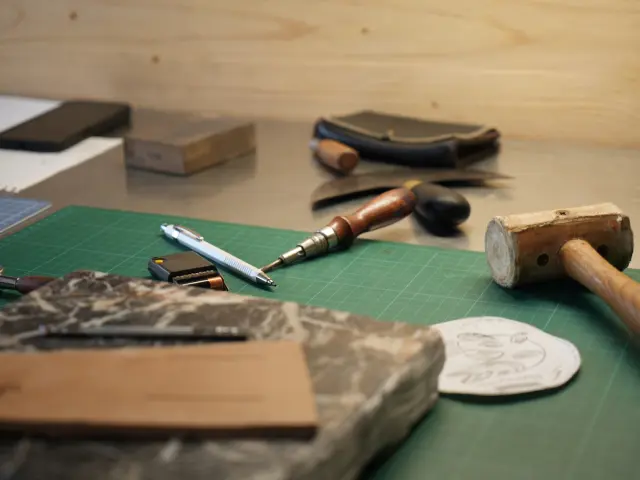 Thomas Fleuret - Cuir - Atelier - Outils