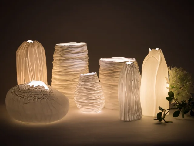 Vases and creations in Limoges porcelain at the Atelier du Blanc - Savoir-faire du Limousin