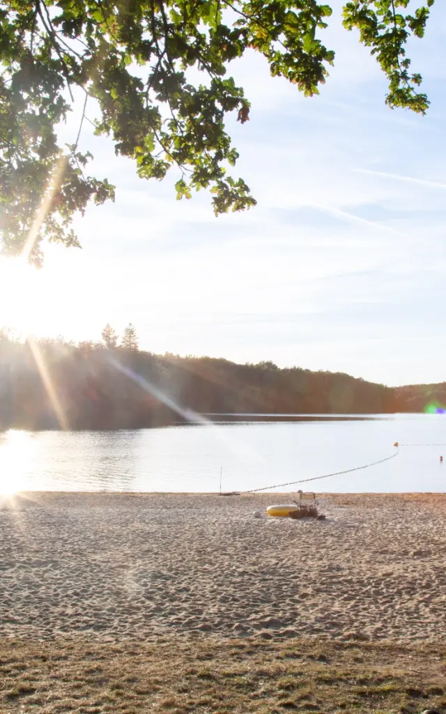 Lac De Saint Pardoux En Ete