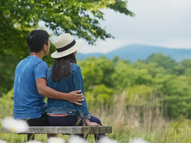 Couple A La Campagne