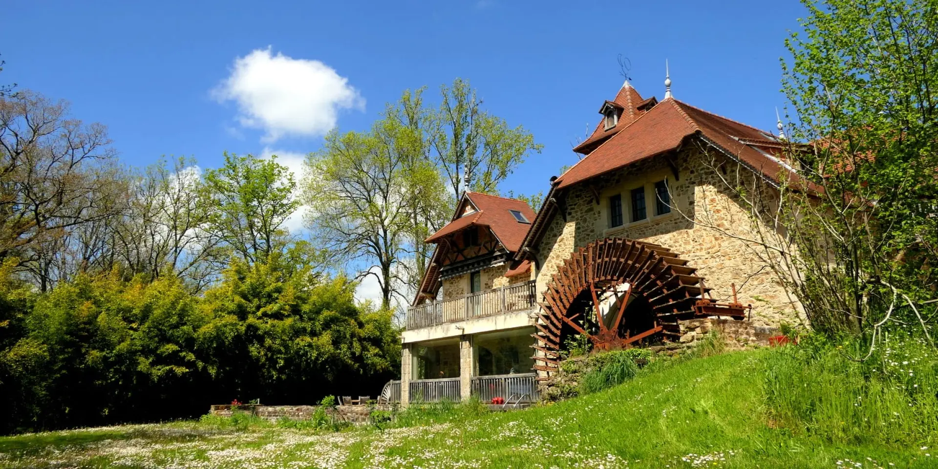 Réserver un hébergement écoresponable en Limousin - Le Moulin des Combes