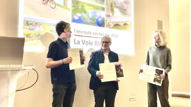 Top 3 de la Meilleure Véloroute 2026 : la Vélidéale. Fabrice Point, Président de la Vélidéale, reçoit le prix lors de cette cérémonie officielle.