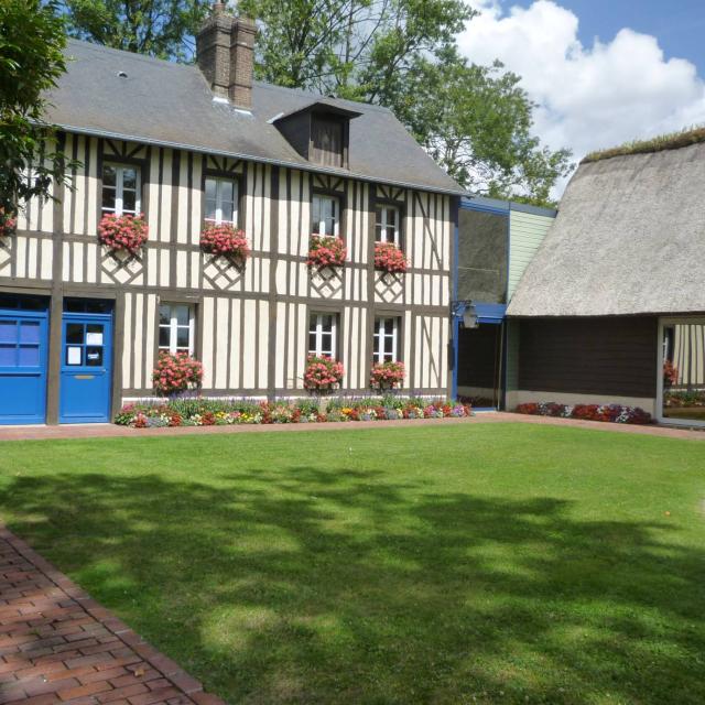 Mairie Saint Ouen Du Breuil