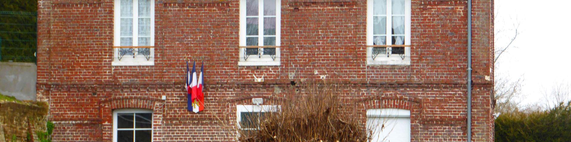 Mairie Saint Maclou de Folleville