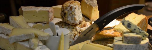 Plateau de fromages normands à l'auberge de la Mère Duval, Auzouville-sur-Saâne