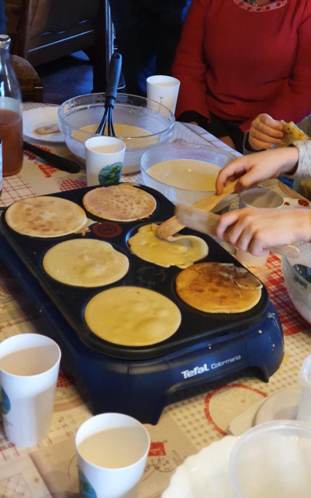 Atelier crepes à la ferme, Saint-Vaast-du-Val