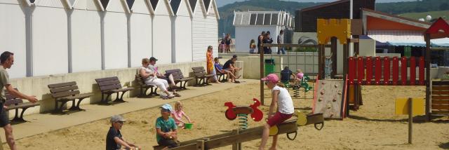 les jeux au bord de la plage