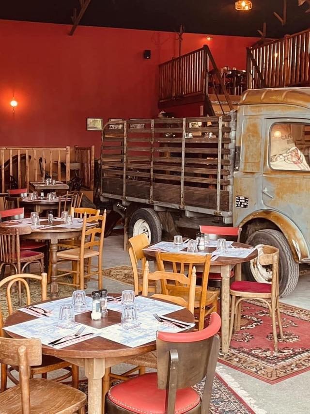 Chez Jeannette Salle