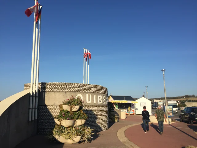Place du parvis Quiberville