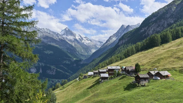 Xavier Von Erlach 8dcwmdvbjim Unsplash Low