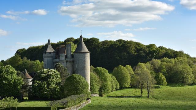 Château de Villemonteix à Chénérailles