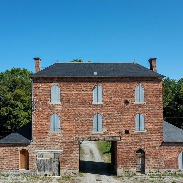 lavaveix-entree-ateliers.jpg