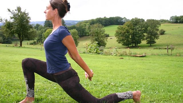 Yoga Creuse Stage Abbey Fuchs équilibre Et Mouvements