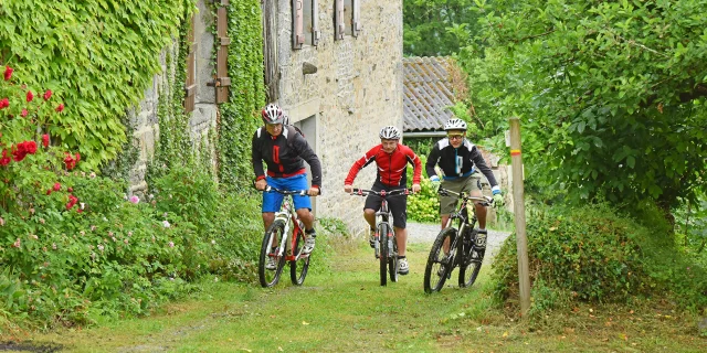 GRP65 à Saint Martin Chateau-VTT