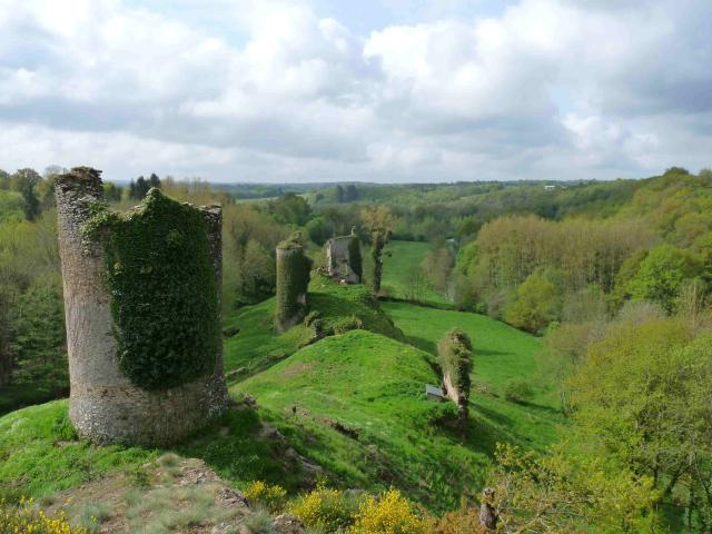 6-ruines-du-chateau-de-malval.jpg