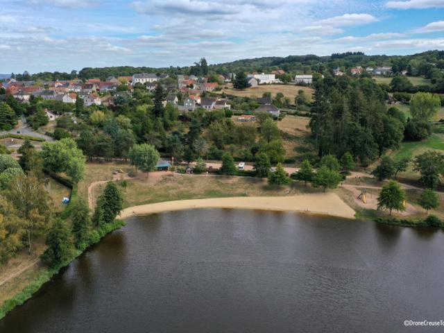 Plan d'eau de la Roussille Chatelus Malvaleix