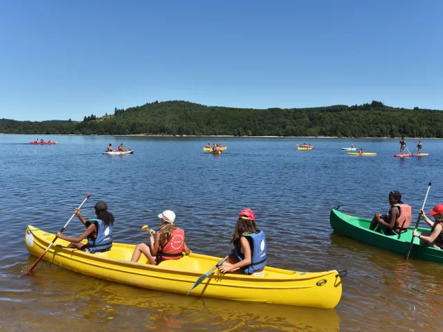 Canoé à Vassivière ©J.Damase