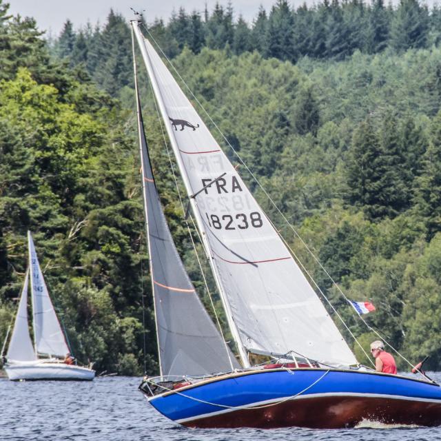 Voile à Vassiviere©jean Jacques Chatard