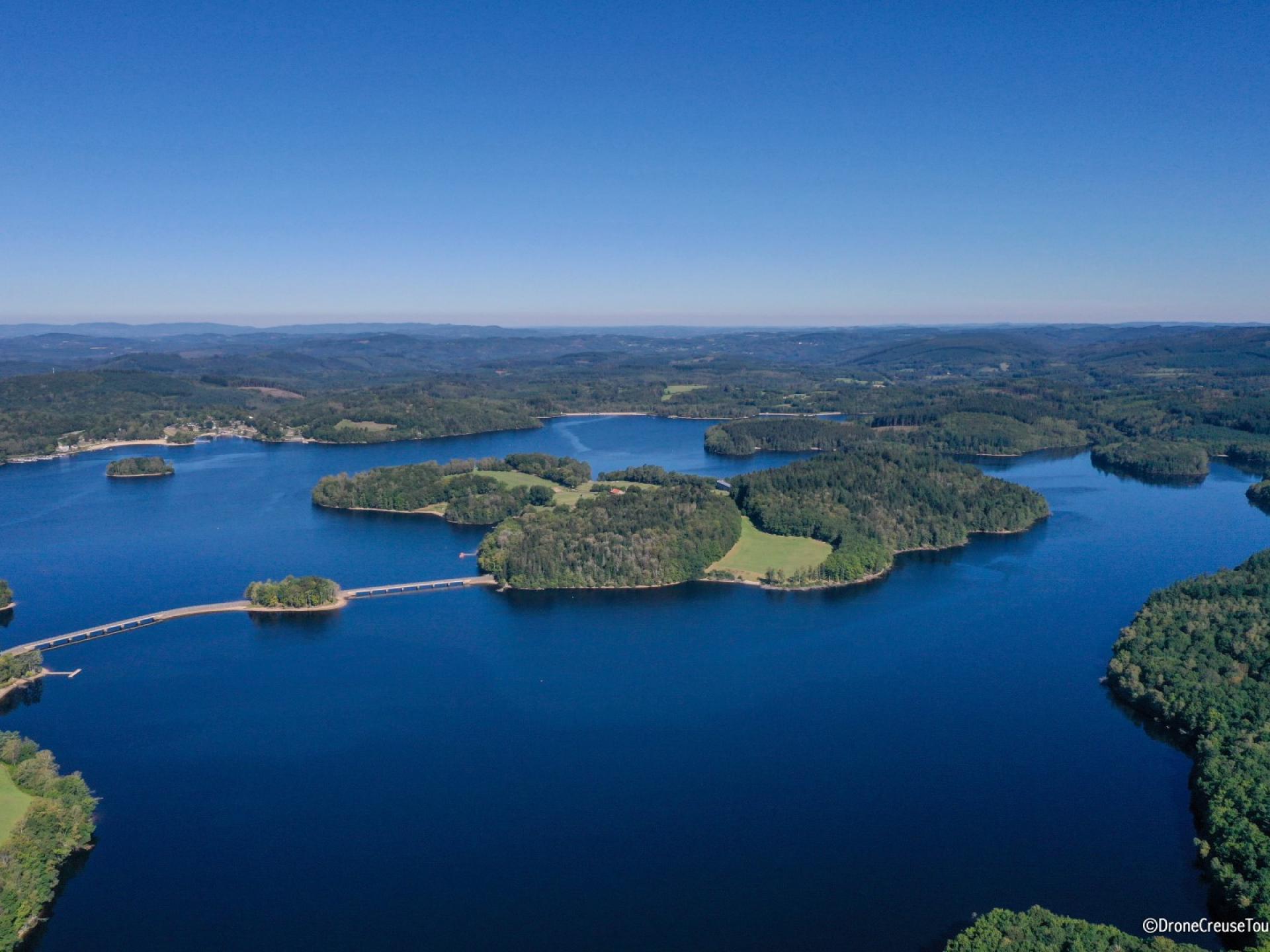 Le Lac de Vassivière Tourisme Creuse Limousin