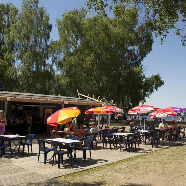 La Cabane de la Plage_Vassivière ©E Roger