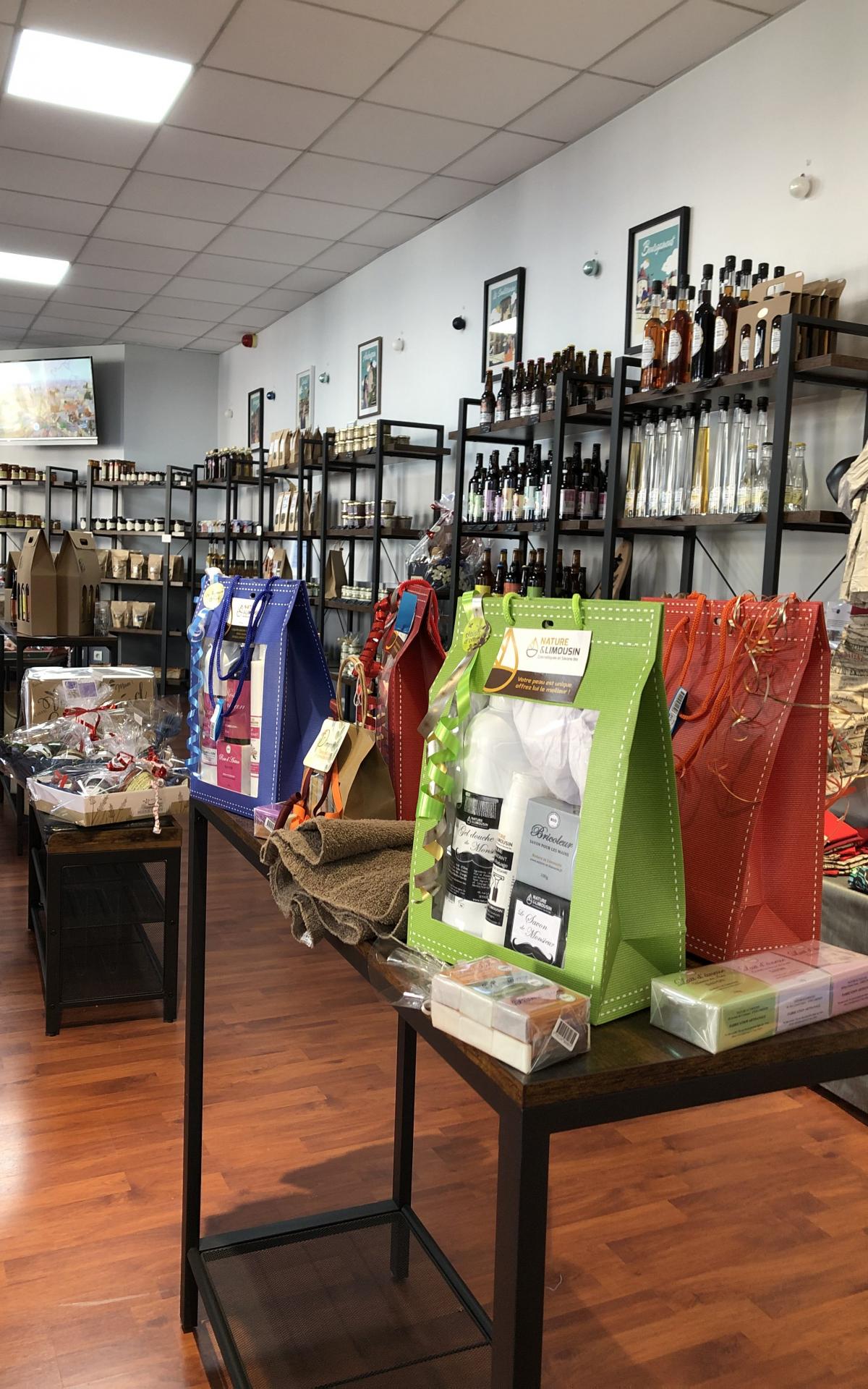 La Boutique de Noël de l’Office de Tourisme du Grand Guéret Tourisme Creuse Limousin