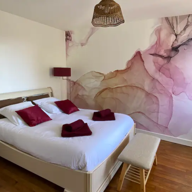Chambre Rouge Lit 2pers