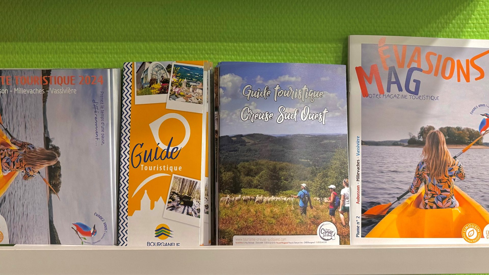 Website Brochures Chloe Champeytinaud