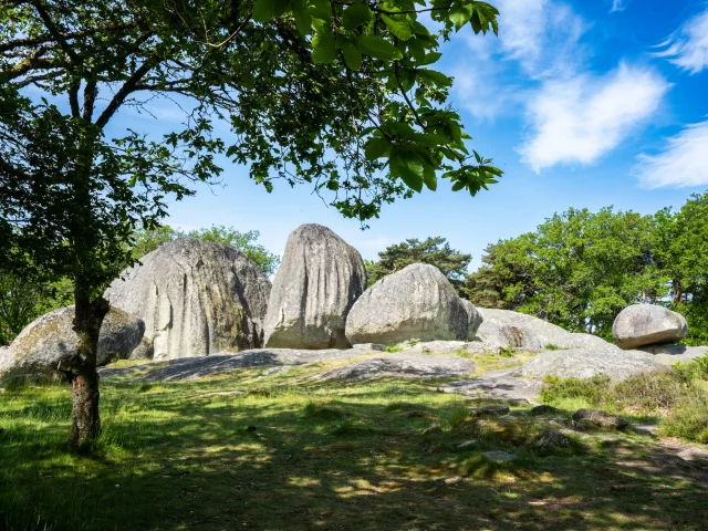 Toulx Sainte Croix en Creuse - Site naturel des Pierres jaumâtres