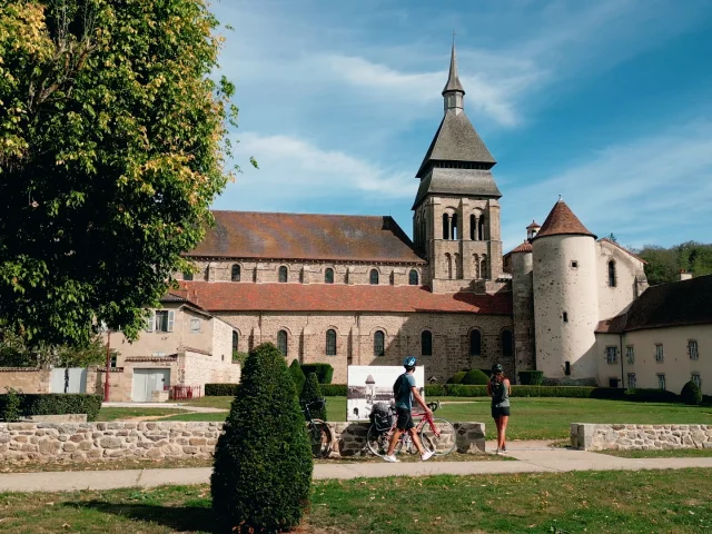 Chambon Sur Voueize Cyclotourisme Abbatiale Web Saison D Or