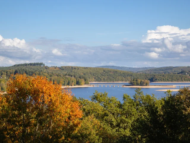 Paysage Lac de Vassivière Automne ©Maxime Authier