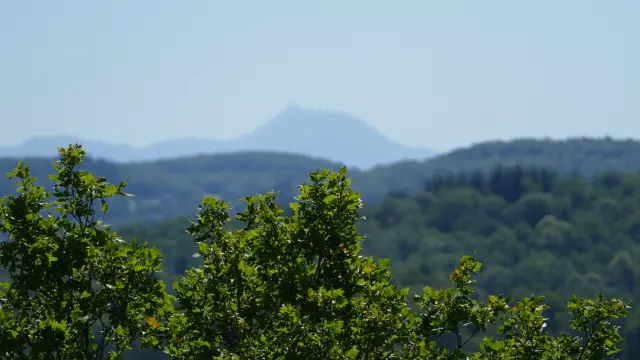 Vue Sur Puy De Dome Mcea
