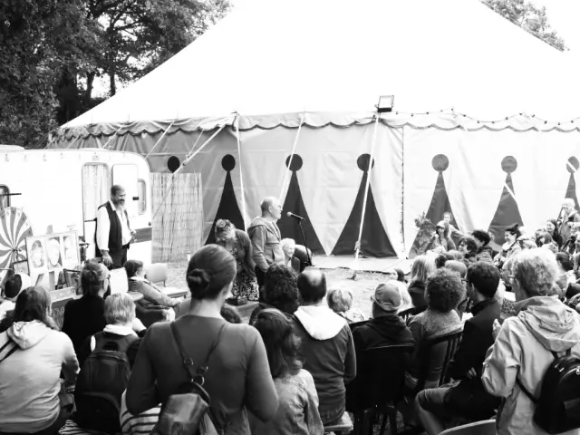 2025 Paroles De Conteurs© Christian Garnero