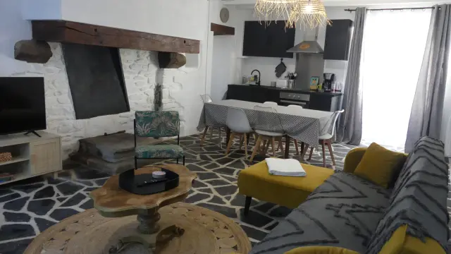 Piece Re De Chaussee