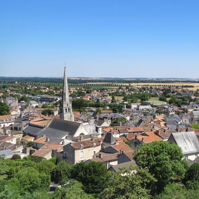 Vue sur Loudun depuis la Tour Carrée