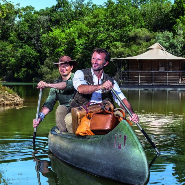 Portrait Guillaume Beucher Et Vincent Brault Insolents Createurs De L Insolite Parc Echologia Louverne Cp Gregory Voivenel Mayenne Tourisme