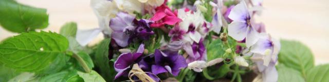 A La Rencontre Des Plantes Bouquet Plantes Comestibles - Sainte gemmes le robert - Mayenne