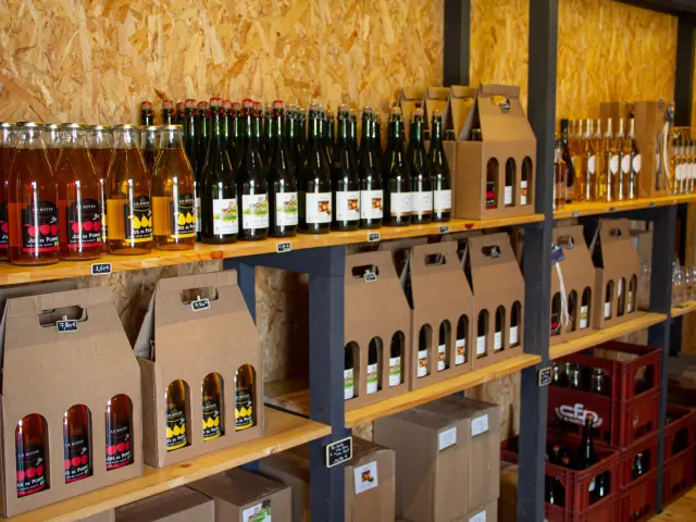 Musee Du Cidre Vallee De Haute Mayenne Lassay Les Chateaux Melleray La Vallee Cp Mayenne Tourisme 1920px (11)