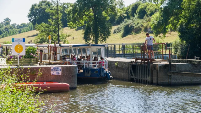 Bateau La Meduana