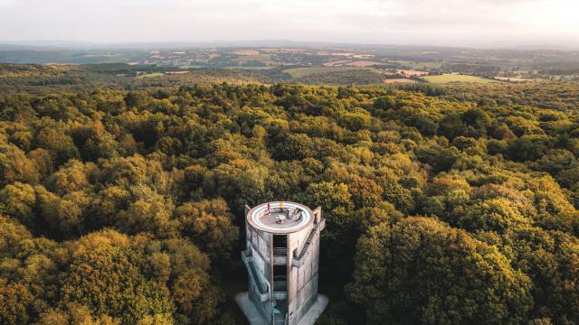 Belvédère Du Mont Des Avaloirs à Pré En Pail ©lezbroz Teddy Verneuil