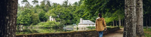 Fontaine Daniel Fontaine Daniel Cp Mathieu Lassalle French Wanderers Mayenne Tourisme 1920px