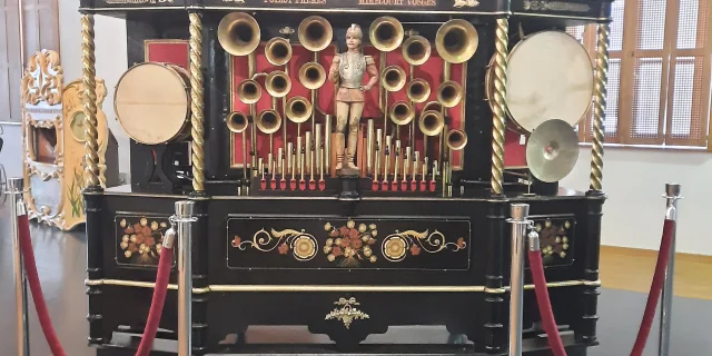 Orgue mécanique Poirot Frères - exposition temporaire Maison de la musique mécanique